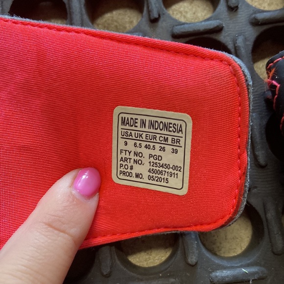 Under armor slides - Picture 3 of 3